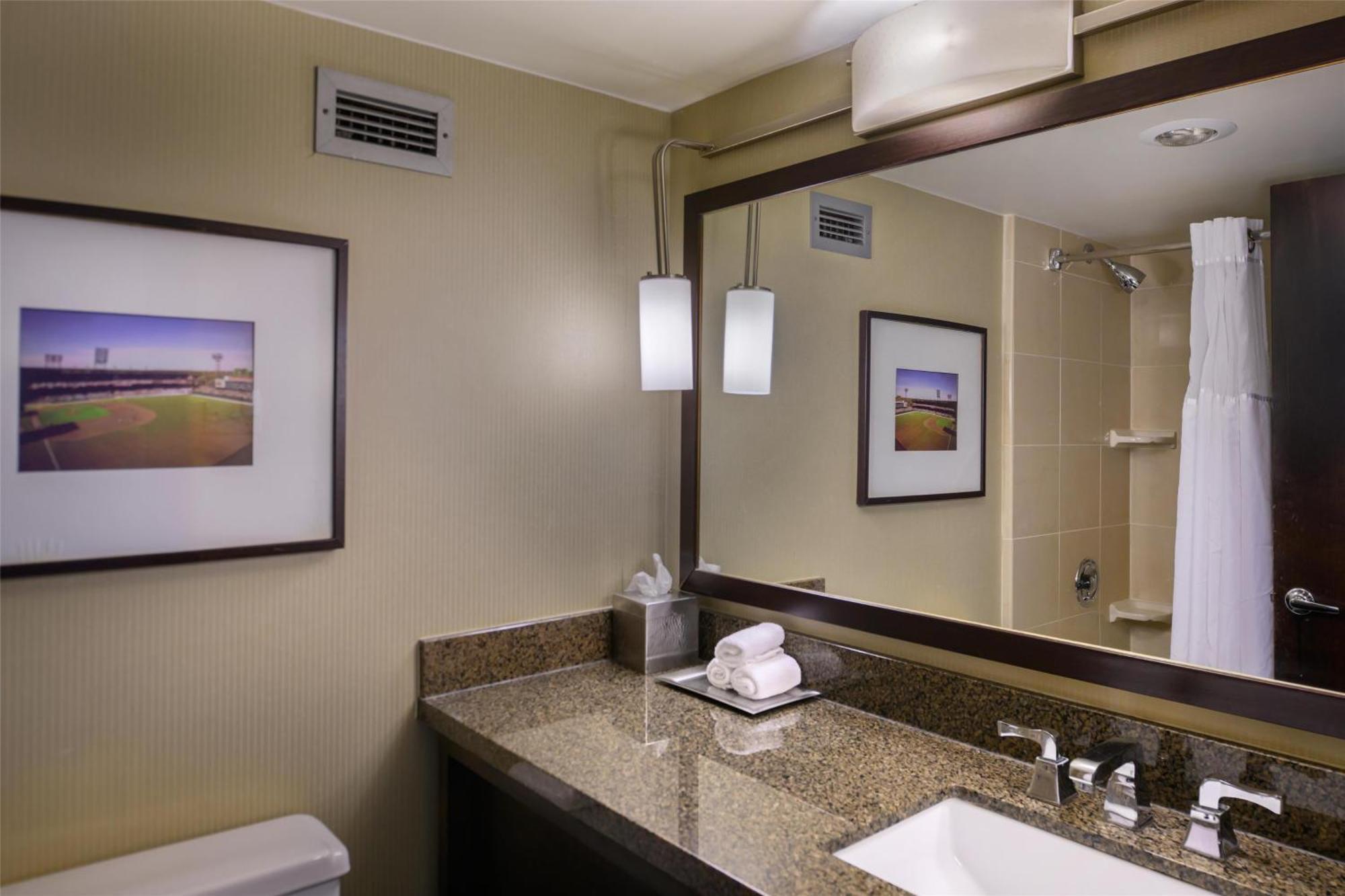Executive King Room,1697846577:JPEG