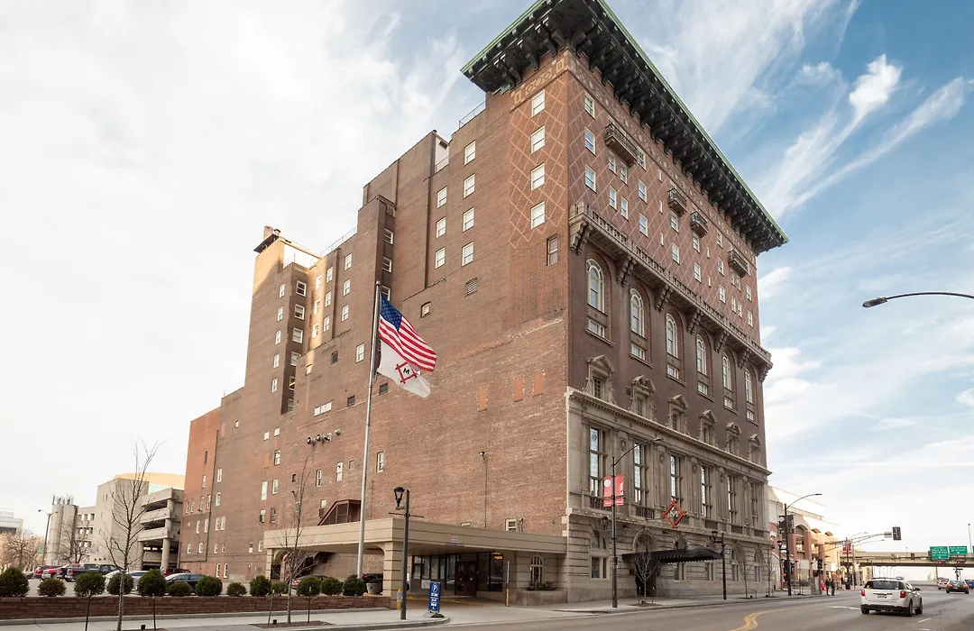 Missouri Athletic Club-1