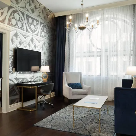 Hotel Saint Louis, Autograph Collection-3